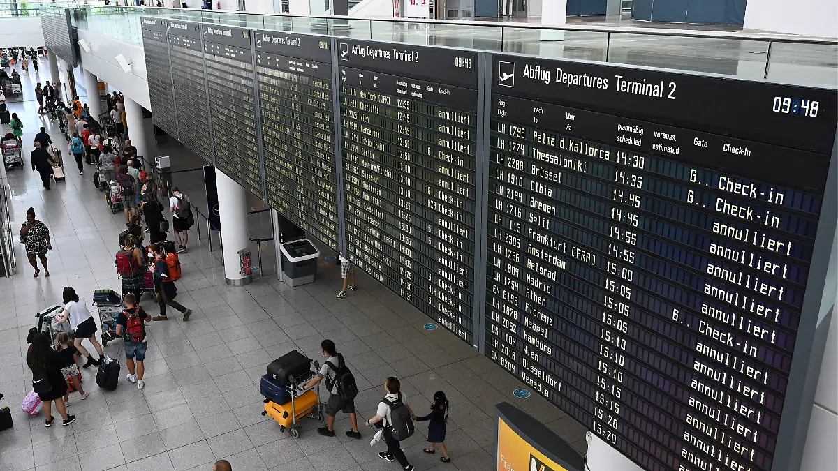 Cancelación de vuelos por huelga en Lufthansa deja 130 mil pasajeros afectados